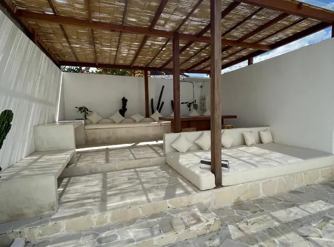Chic Mediteranean 2 Bedroom W Private Pool Villa *