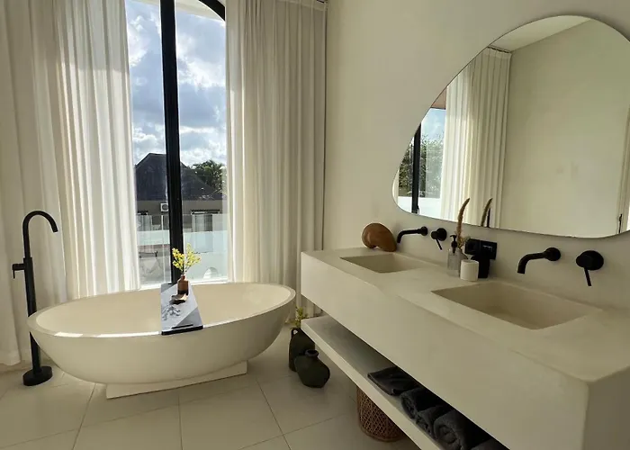Chic Mediteranean 2 Bedroom W Private Pool Canggu
