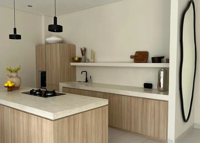 Chic Mediteranean 2 Bedroom W Private Pool