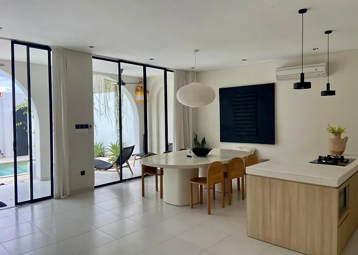 Chic Mediteranean 2 Bedroom W Private Pool Villa *