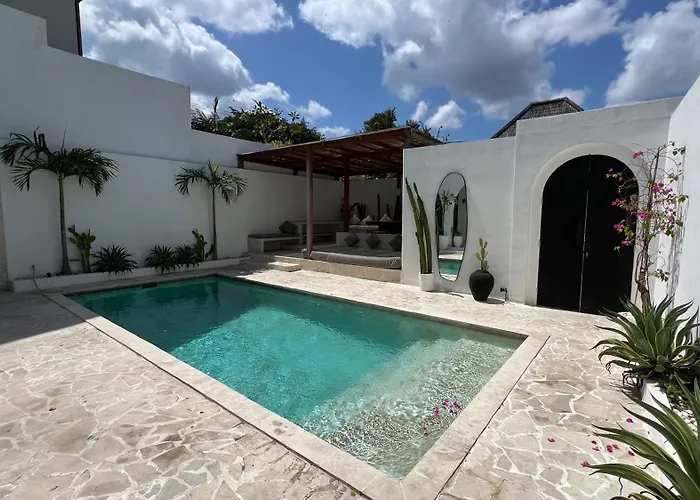 Villa Chic Mediteranean 2 Bedroom W Private Pool