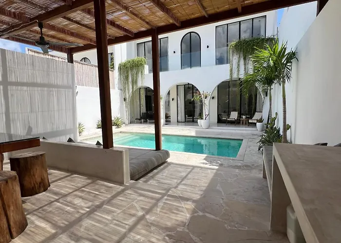 Chic Mediteranean 2 Bedroom W Private Pool Villa Canggu